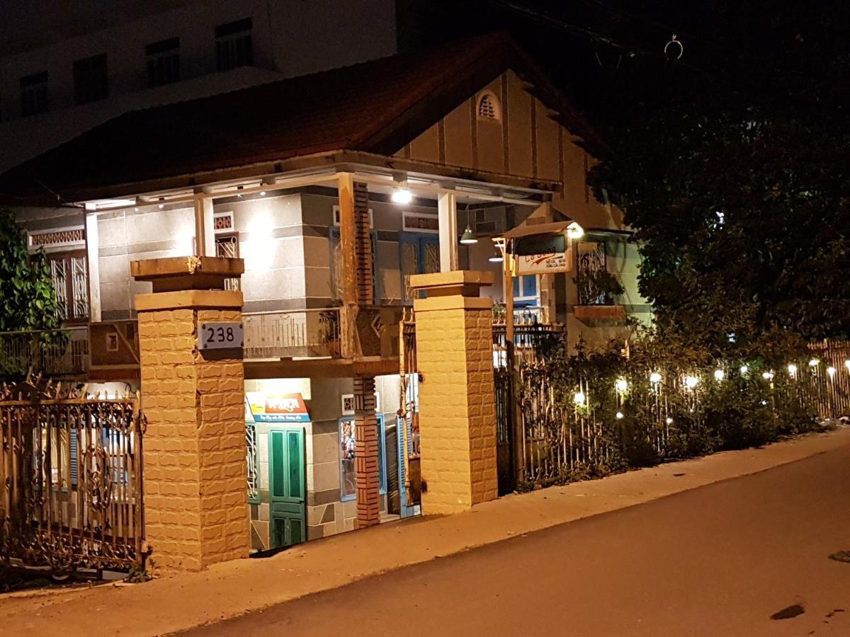 Dalat Galaxy Hostel Extérieur photo